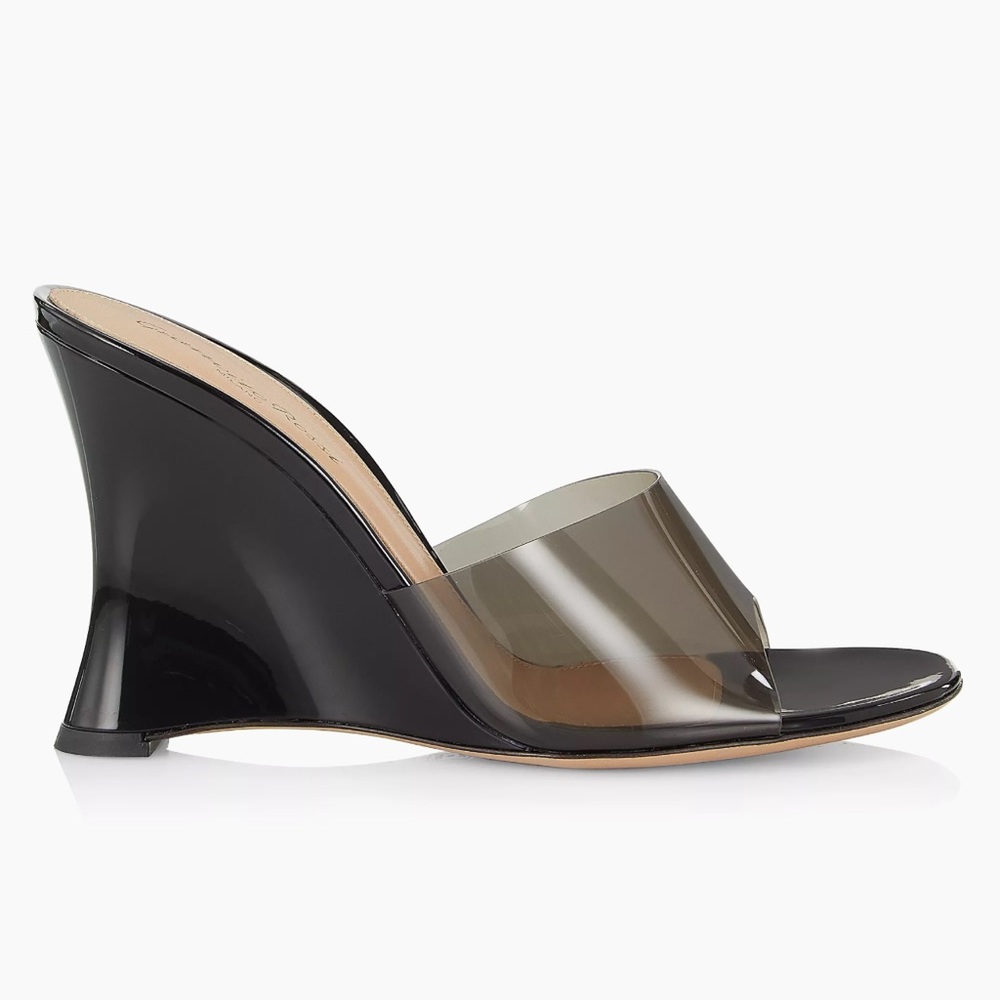New In Box Gianvito Rossi Futura in Black 39.5 - Picture 2 of 4